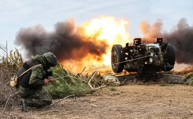 «В течение двух недель РФ будет форсировать Днепр, прячьте машины»