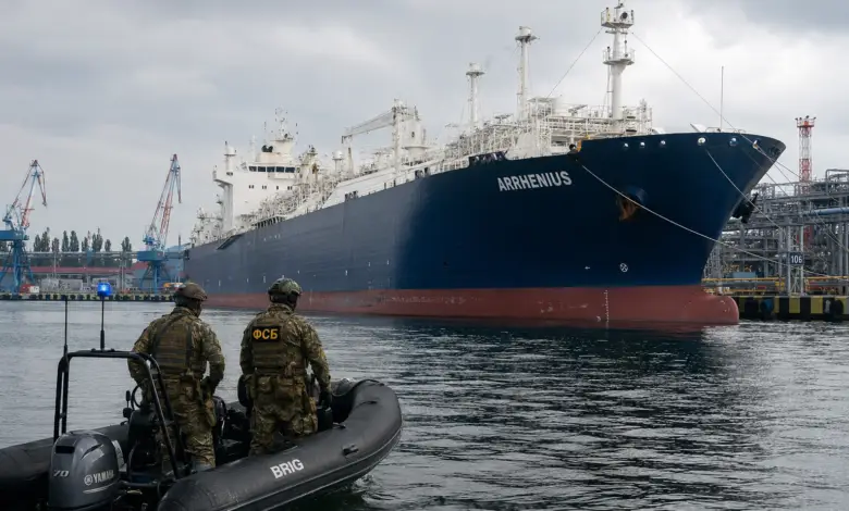 Газовоз превратили в плавучую бомбу: ФСБ предотвратила теракт в Усть-Луге