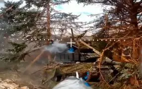 Танк Leopard 1 ВСУ протаранил дом, после чего его сожгли