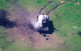 От удара "Герани" у "зенитного танка" Gepard оторвало одну из пушек