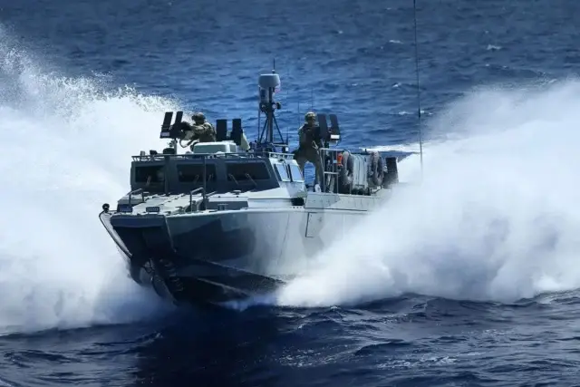 Из воды в ледяную пустыню: в РФ представили современные разработки для ВМФ