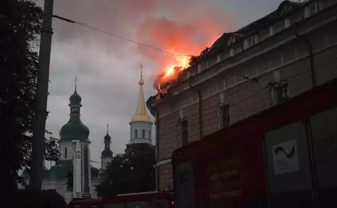 Третий удар возмездия: Киев в дыму и огне, город накрыли двумя волнами