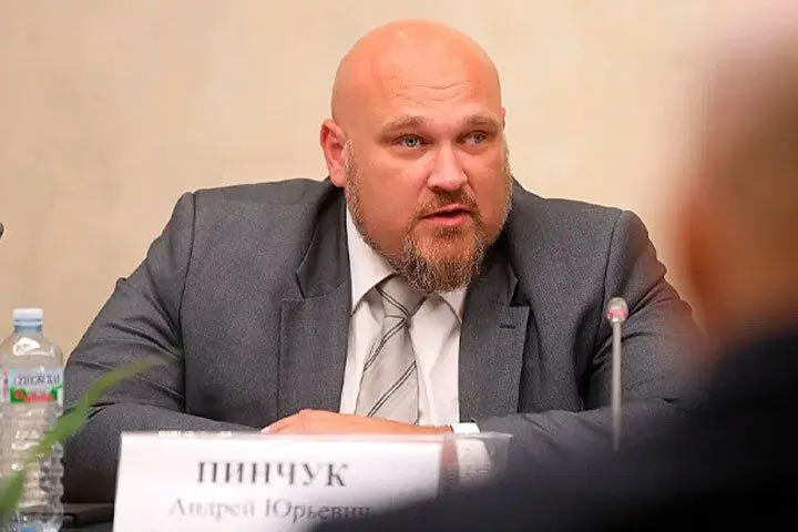 Полковник Пинчук: Зря молчали о блокаде Крыма на ПМЭФ. Десант возможен