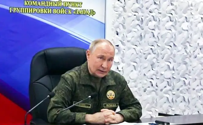 Есть три причины, по которым Путин не трогает Зеленского