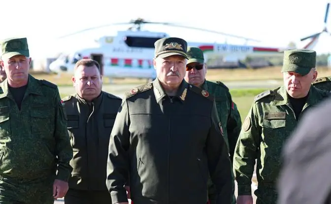 Сыновья Лукашенко надели форму и готовы воевать, как и дети советской элиты