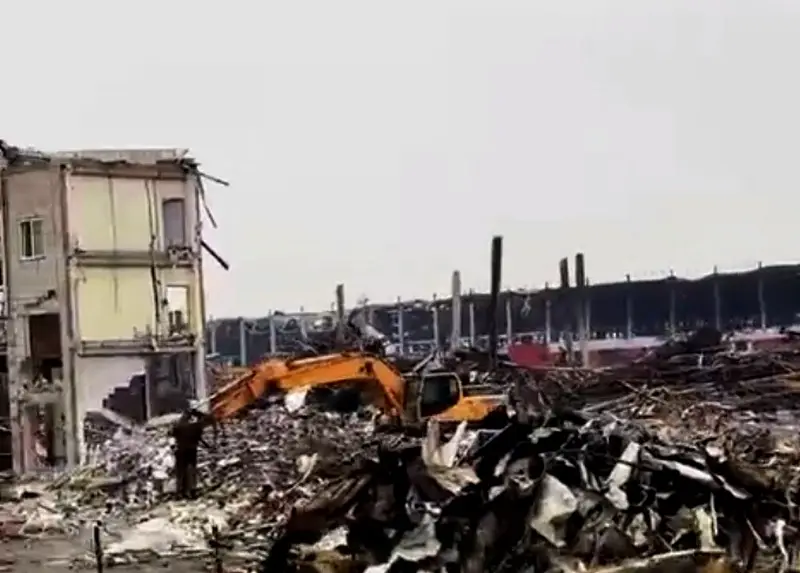В зону сплошных разрушений превращаются объекты в Киеве