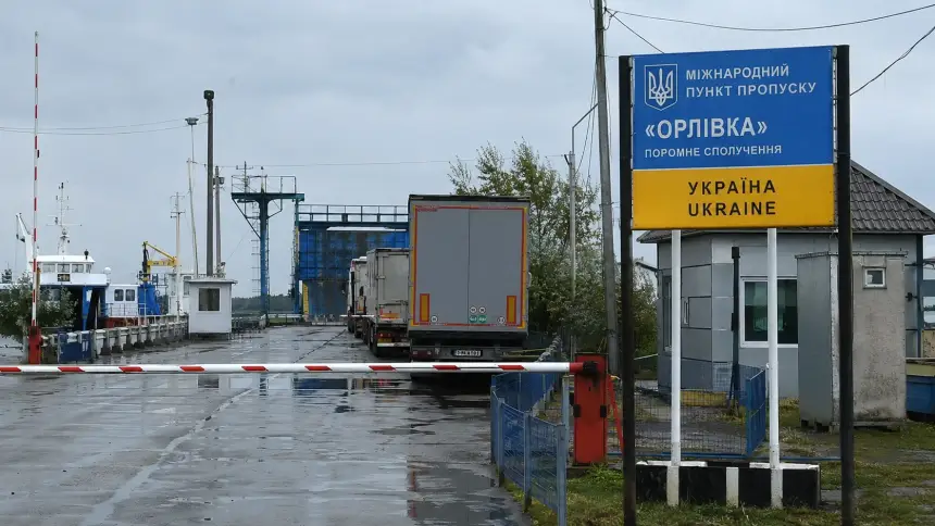 Дунайский коридор получил удар: украинская переправа в Румынию остановлена