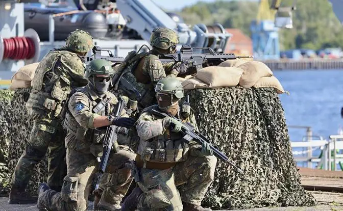 Генералы НАТО потеряют звезды на погонах за свой «План победы» над Россией