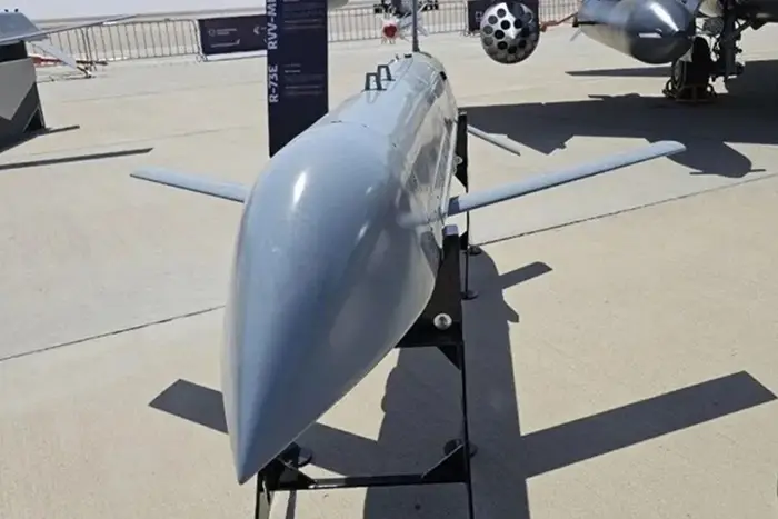 В  изделиях С-71М, С-71К и "Дань-Т" стирается грань между дроном и ракетой